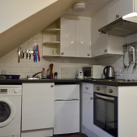 Central 1 Bedroom Apartment Sleeps 2 EDI Kültér fotó