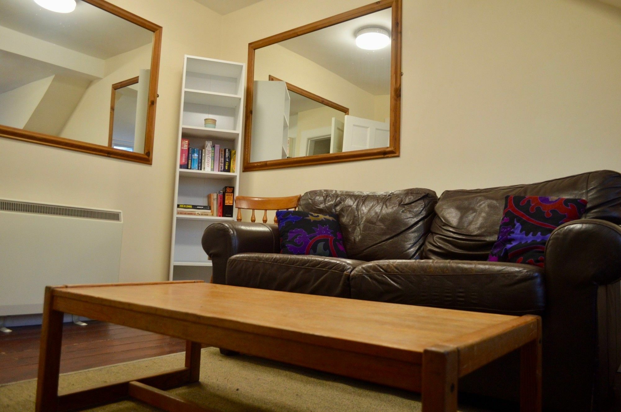 Central 1 Bedroom Apartment Sleeps 2 EDI Kültér fotó